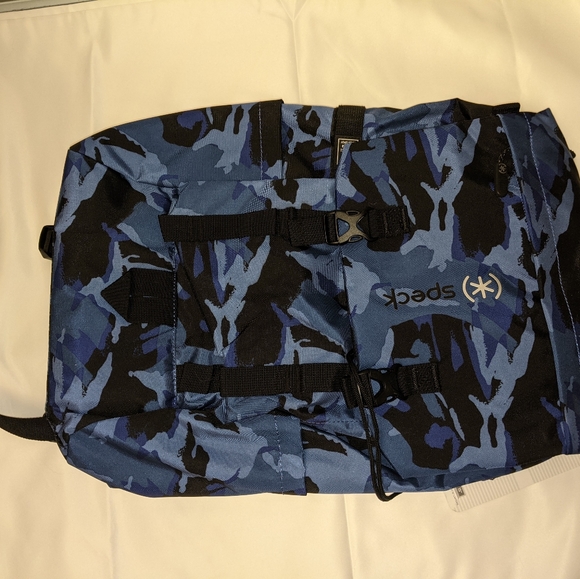 Backpack - Picture 3 of 3